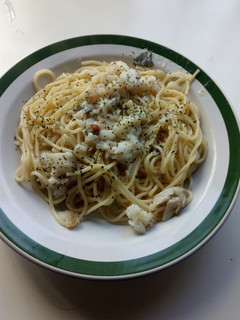 Una foto de Espaguetis con bacalao al pil pil