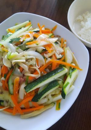 Hình của món Rau xào tam sắc (món chay).
