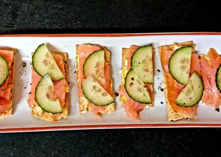 Simple Way to Make Ultimate My pineapple + Almond Roulè with Smoked Salmon on cracker #Snack