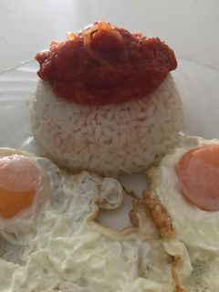 Una foto de Arroz a la cubana