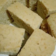 Yellow cake A picture of Yellow cake.