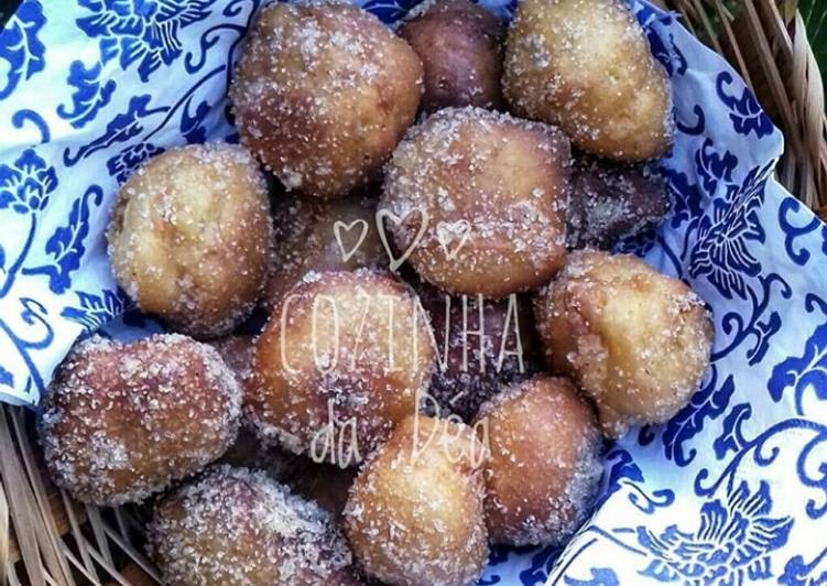 Bolinhos de chuva com banana