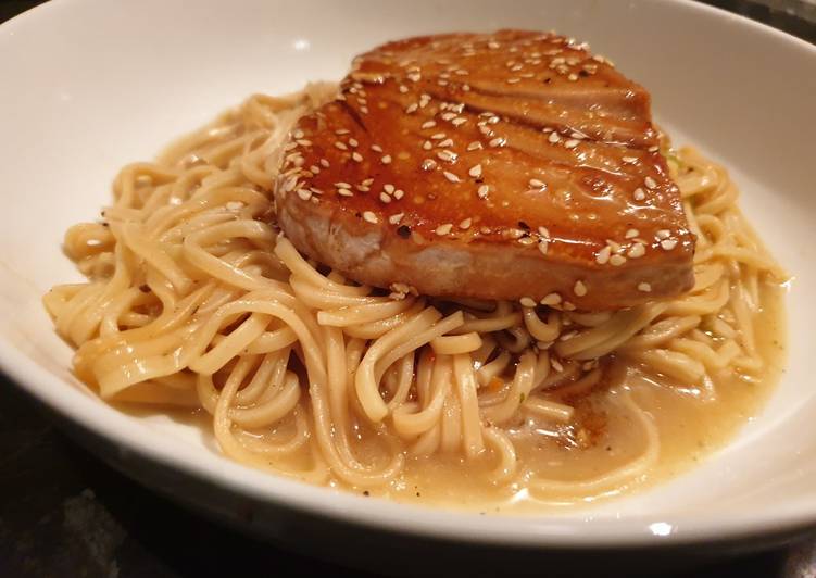 Simple Way to Make Any-night-of-the-week Teriyaki tuna noodles