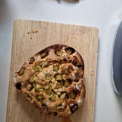 A picture of Apple and Rhubarb Pie.