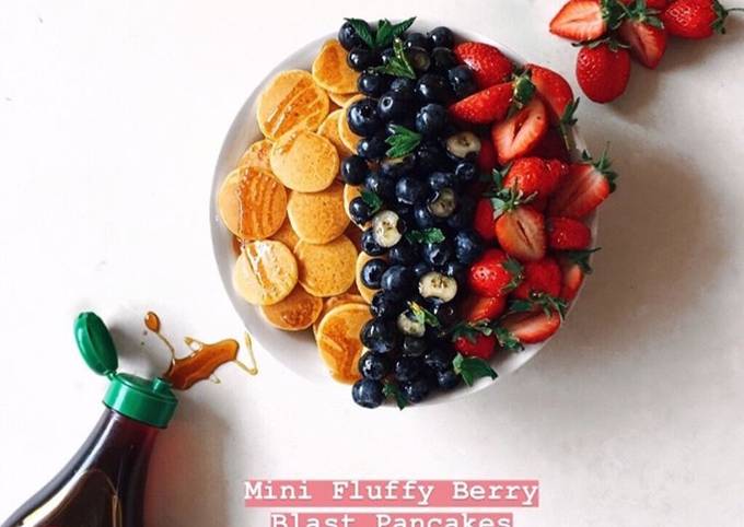 Simple Way to Prepare Quick Mini Fluffy Berry Blast Pancakes