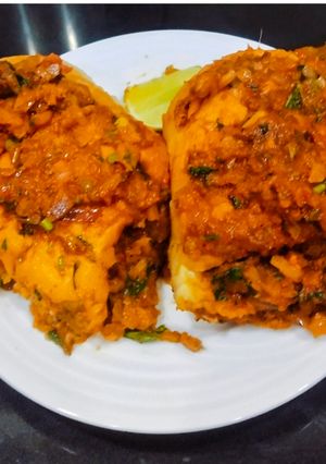 A picture of Masala Pav.