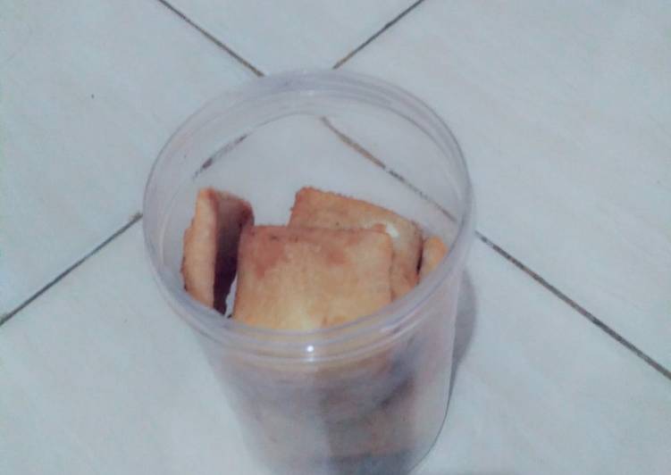 Kerupuk tahu ala dinda