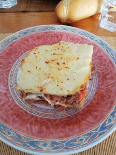 Una foto de Lasaña de carne y verduras