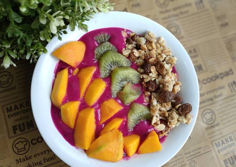 Resep Sarapan sehat 4 (Dragon fruit smoothies bowl) Anti Gagal
