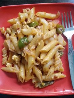 স্পাইসি পাস্তা (spicy pasta recipe in Bengali) রেসিপির প্রধান ছবি