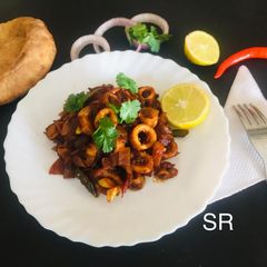 A picture of Squids chilli fry.