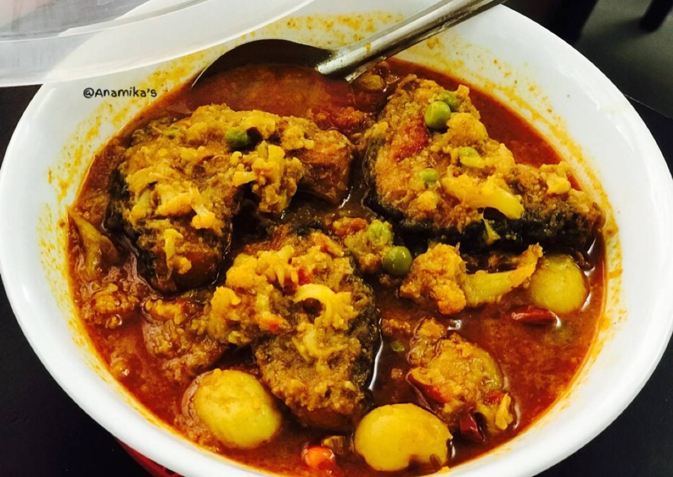 Rohu Fish in the Cauliflower Curry