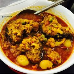 A picture of Rohu Fish in the Cauliflower Curry.