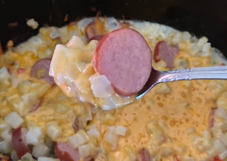 Simple Way to Prepare Award-winning Slow Cooker Cheesy Kielbasa Hashbrown Casserole