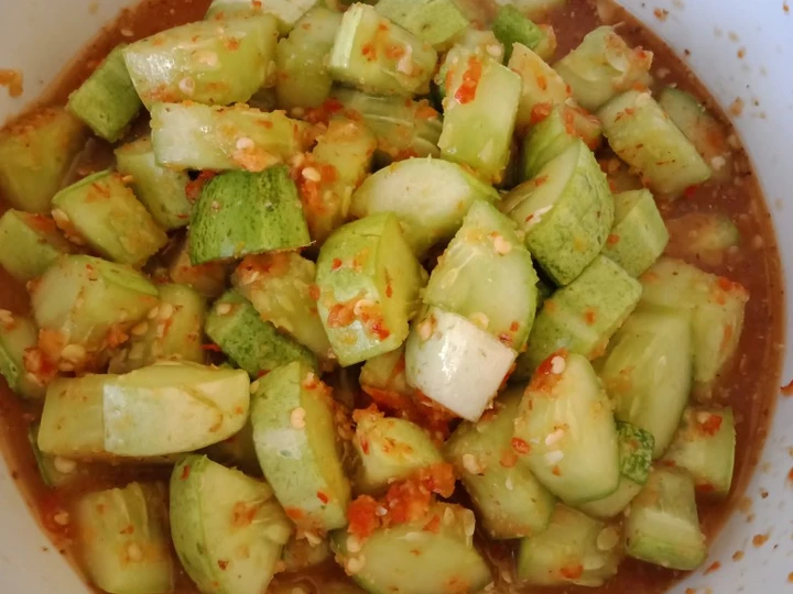 Langkah Gampang Membuat Resep  Rujak timun kencur yang Bikin Ngiler, Lezat