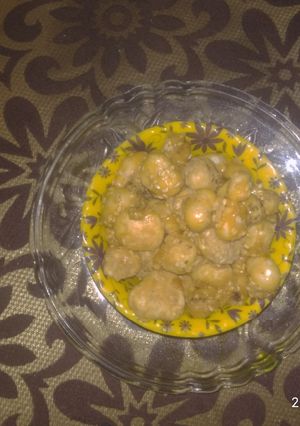 तिल गुड़ मखाना की रेवड़ी (til gur makhana ki rabri recipe in Hindi) रेसिपी मुख्य फोटो