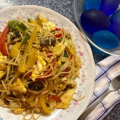 A picture of Chinese egg chaw mien 🍝.