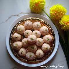 नारियल लड्डू (nariyal laddu recipe in hindi) রেসিপির প্রধান ছবি