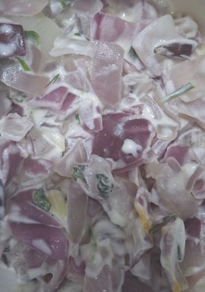 A picture of Keto salad.