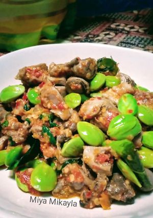 Foto resep Oseng mercon jantung,pete & kemangi