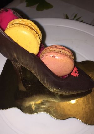 Une photo de Chaussures à talons en chocolat