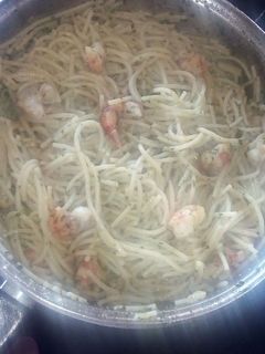 Una foto de Espaguettis al ajillo
