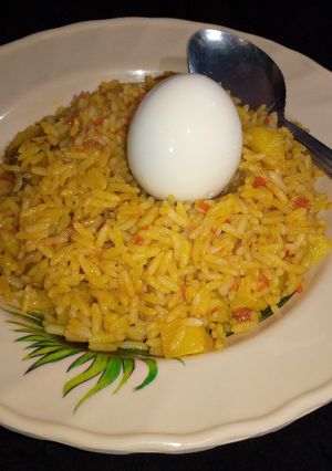A picture of Simple jellof rice with potato.