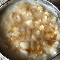 Caramelised rice and vermicelli pudding A picture of Caramelised rice and vermicelli pudding.