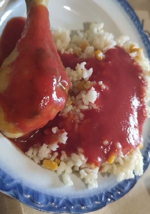 Sült csirkecomb, paradicsommártással és kukoricás rizzsel 🤤😋 recept fotója