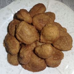 A picture of Akara with okro powder.