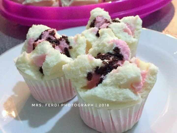 Langkah Gampang Membikin Resep Bolu Kukus Buah Naga yang Enak Banget Anti Ribet, Mantap