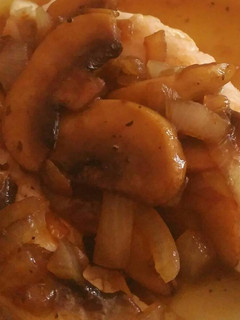Una foto de Pechugas de pollo al Pedro Ximénez