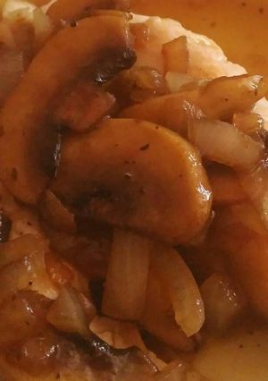 Una foto de Pechugas de pollo al Pedro Ximénez