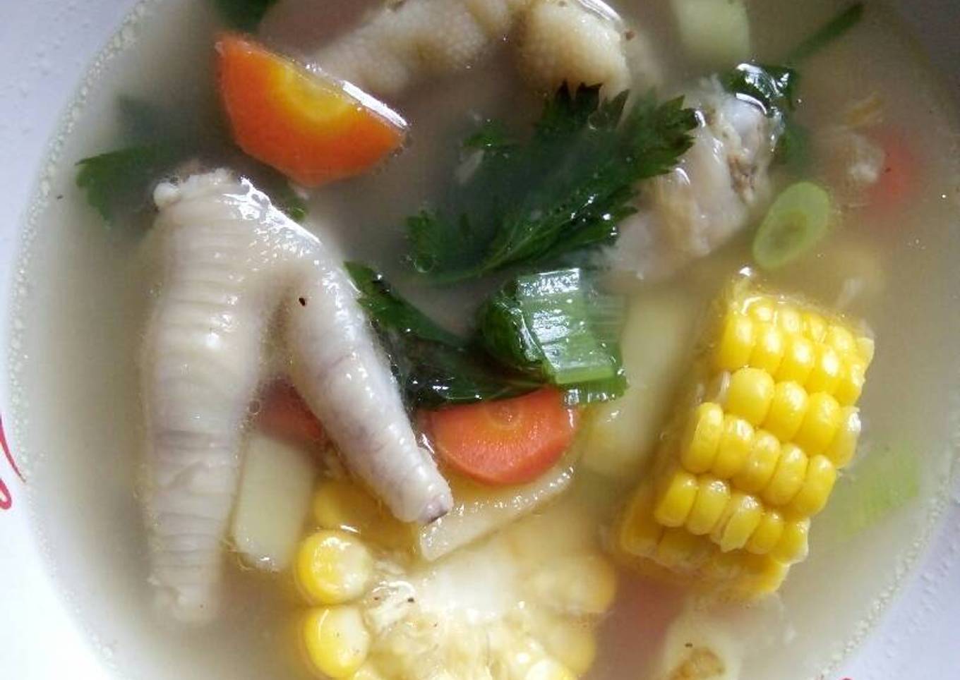 Sop ceker ayam dan jagung