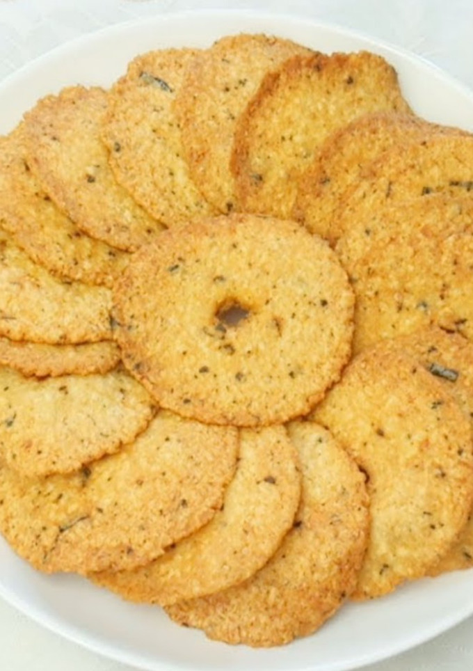 மிளகு வடை (Milagu vadai recipe in tamil) செய்முறை முக்கிய புகைப்படம்
