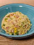 Cocina de aprovechamiento: wok de arroz tres delicias al aroma de limón