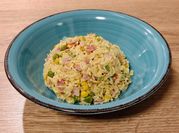 Una foto de arroz basmati al limón
