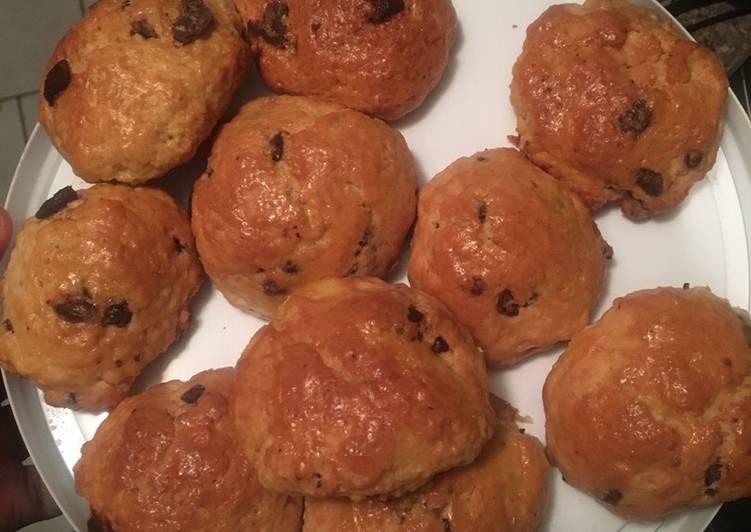 Choc chip scones