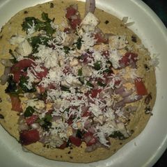 A picture of Masala papad.