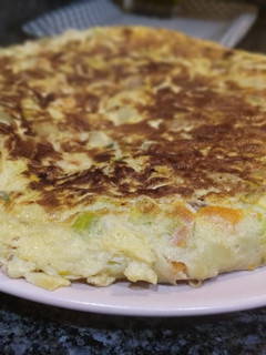 Una foto de Tortilla de patata y verdura