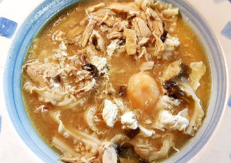 Ramen de Caldo de Pollo y Miso