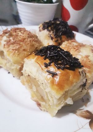 Foto resep Bolen Pisang Keju dengan pasrty instan