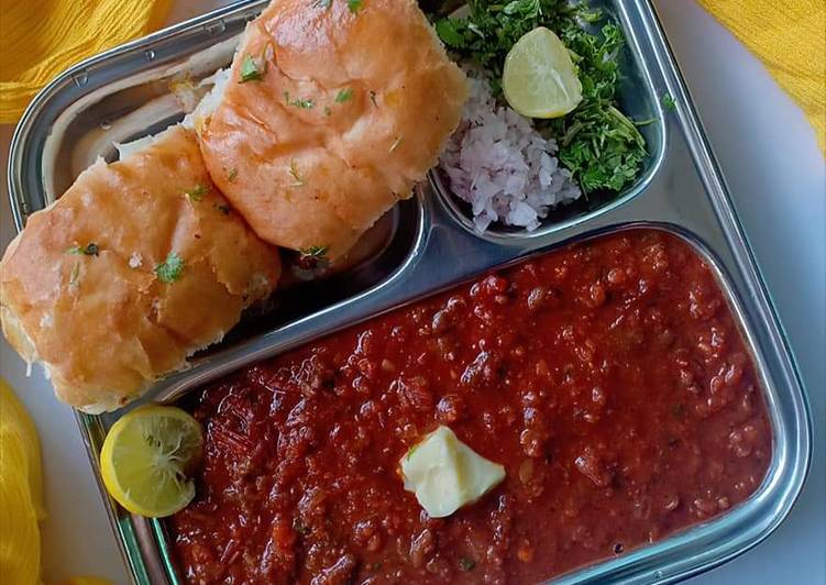 Step-by-Step Guide to Make Award-winning Pav bhaji