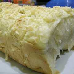 A picture of Roti Keset Susu.