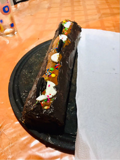 Una foto de Píonono con dulce de leche y chocolate