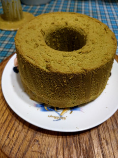 日式靜崗抹茶戚風蛋糕 的食譜成品照片