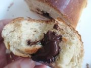 Una foto de bollo dulce al horno