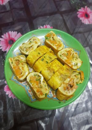 عکسی از دستور رولت تخم مرغ و سبزیجات