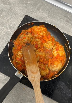Foto principal de Albóndigas de Carne Picada con Salsa de Tomate