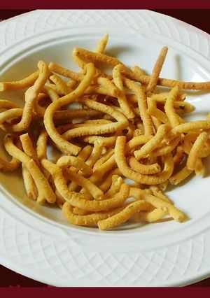 A picture of Karaa sev.